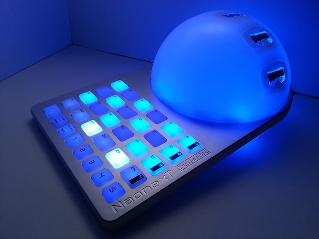 Un contrôleur MIDI en forme de boule de cristal