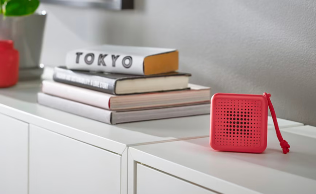 Accessoires • Ikea lance une enceinte Bluetooth et étanche à un prix indécent Accessoires • Ikea lance une enceinte Bluetooth et étanche à un prix indécent