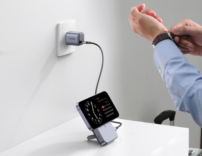 Accessoire • Une batterie MagSafe pour iPhone parfaite pour les nomades Accessoire • Une batterie MagSafe pour iPhone parfaite pour les nomades