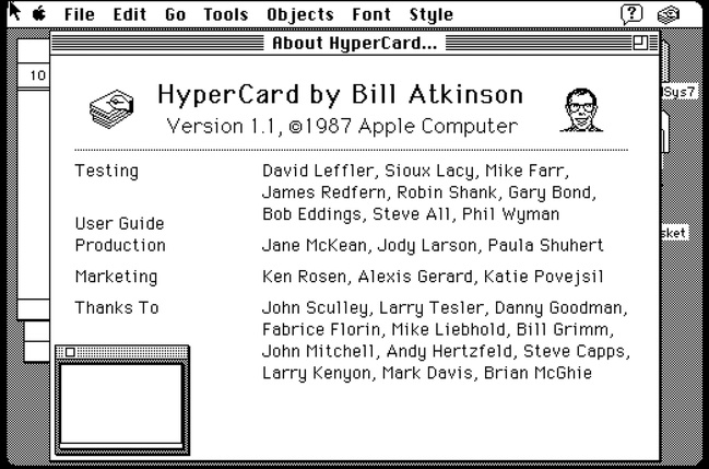 Fenêtre d’information d’HyperCard © Apple. Fenêtre d’information d’HyperCard © Apple.