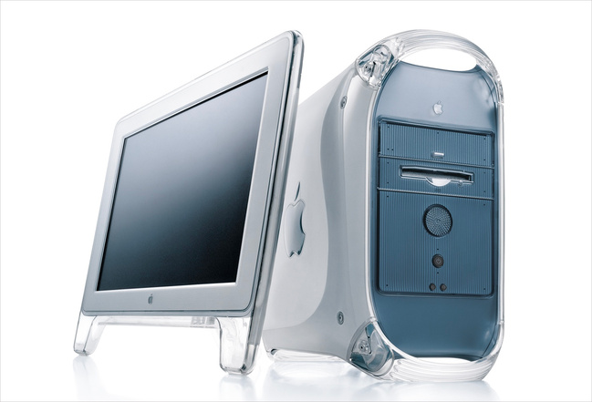 PowerMac G4. Photo © Apple. PowerMac G4. Photo © Apple.
