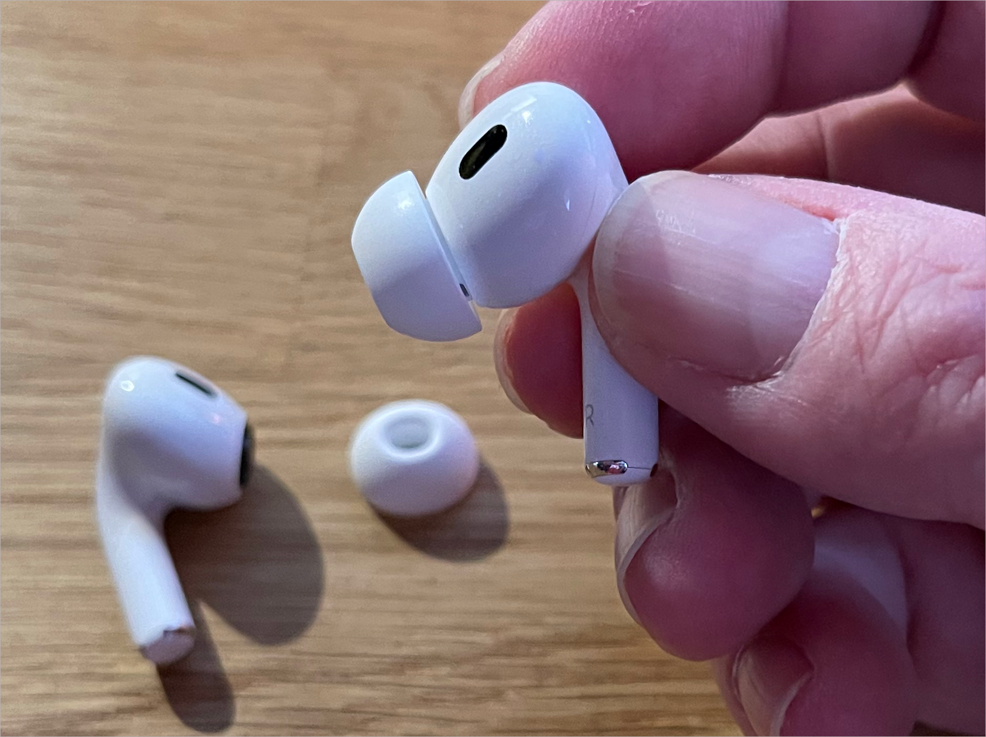 AirPods Pro • Comment changer facilement les embouts de vos écouteurs sans fil