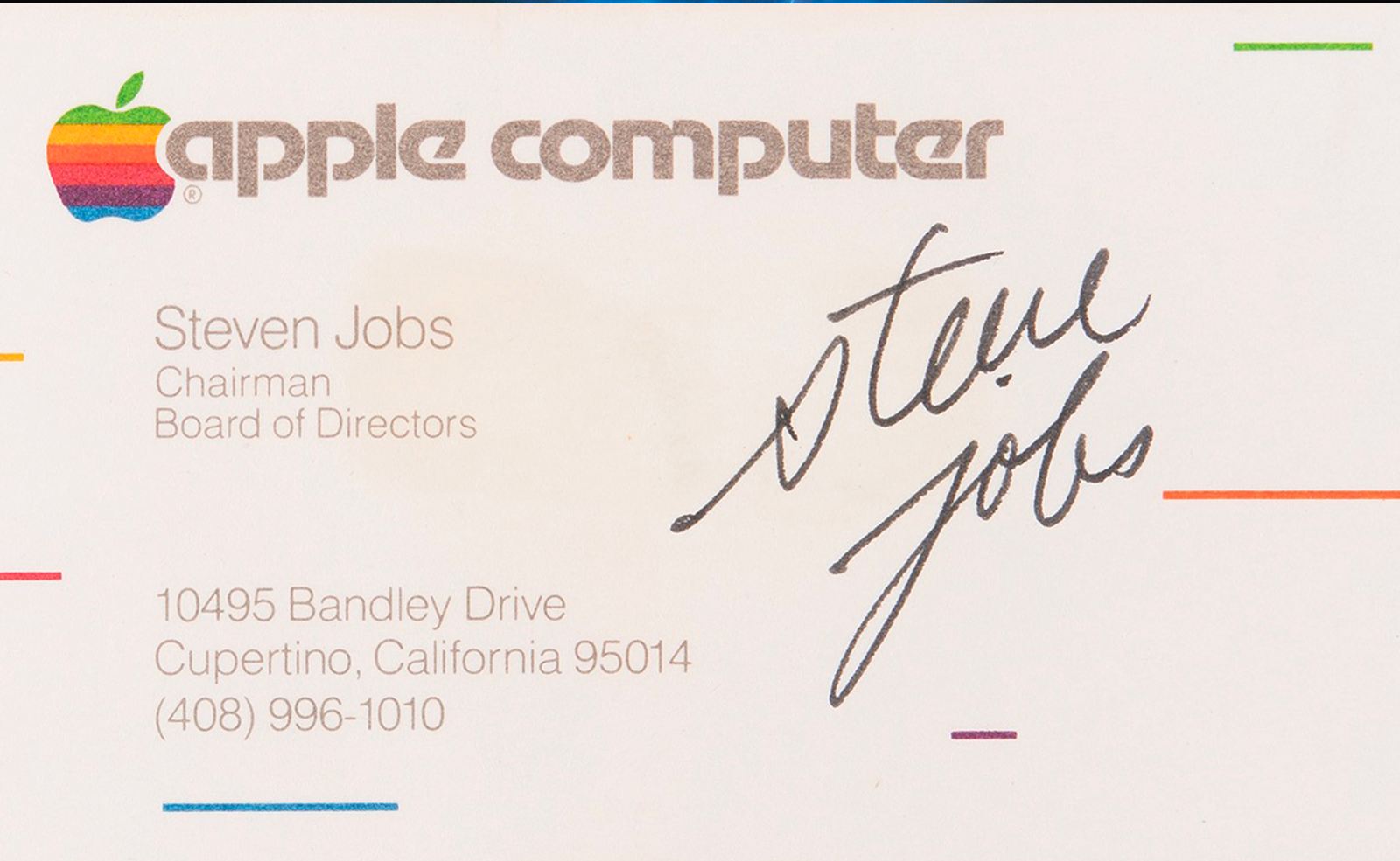 Insolite • Une carte de visite d’Apple signée par Steve Jobs vendue plus de 100 000$ Insolite • Une carte de visite d’Apple signée par Steve Jobs vendue plus de 100 000$