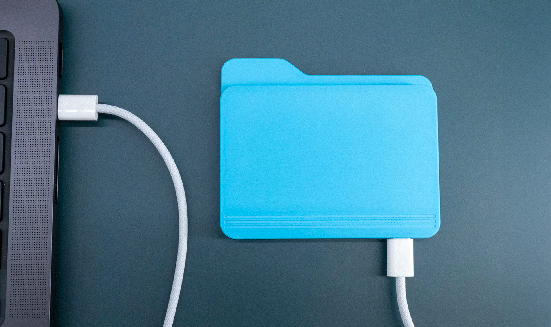 Insolite • Une clé USB-C de 128 Go à l’apparence d’un dossier macOS