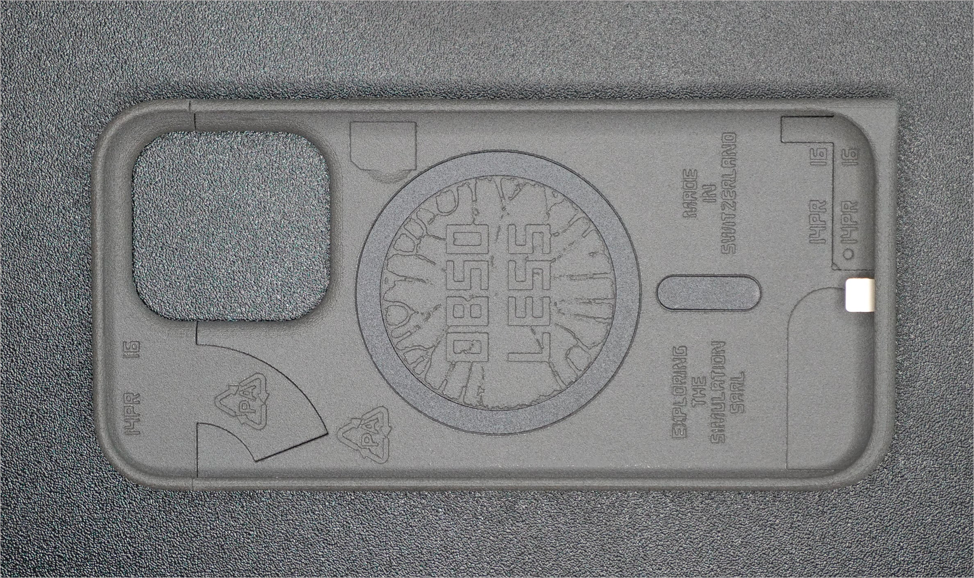iPhone • Une coque de protection pour ajouter l’USB-C aux modèles Lightning