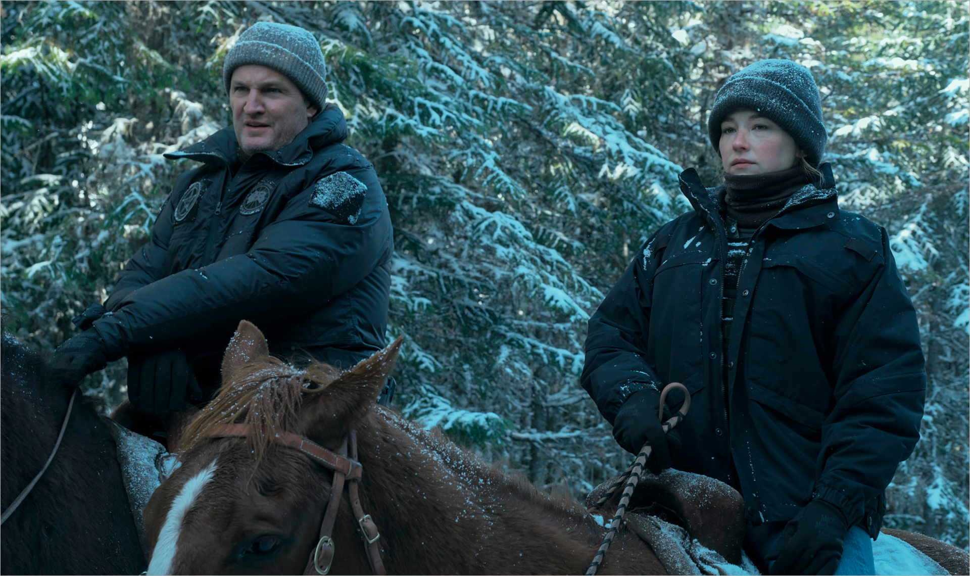 Jason Clarke et Haley Bennett dans The Last Frontier. Photo • Apple TV+.