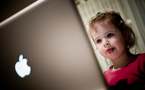 Pauline, 2 ans Mac Addict • Ludovic Charbonneau