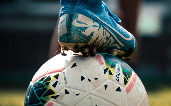 Fonds d’écran • Habillez votre iPhone aux couleurs de la Coupe du monde de foot !