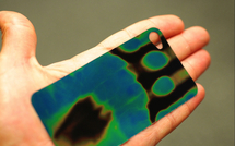 Un sticker iPhone qui réagit à la température de votre main