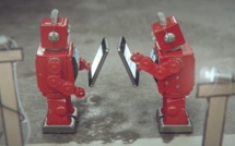 iDiots : le court-métrage qui se moque des utilisateurs d'iPhone avec brio iDiots : le court-métrage qui se moque des utilisateurs d'iPhone avec brio